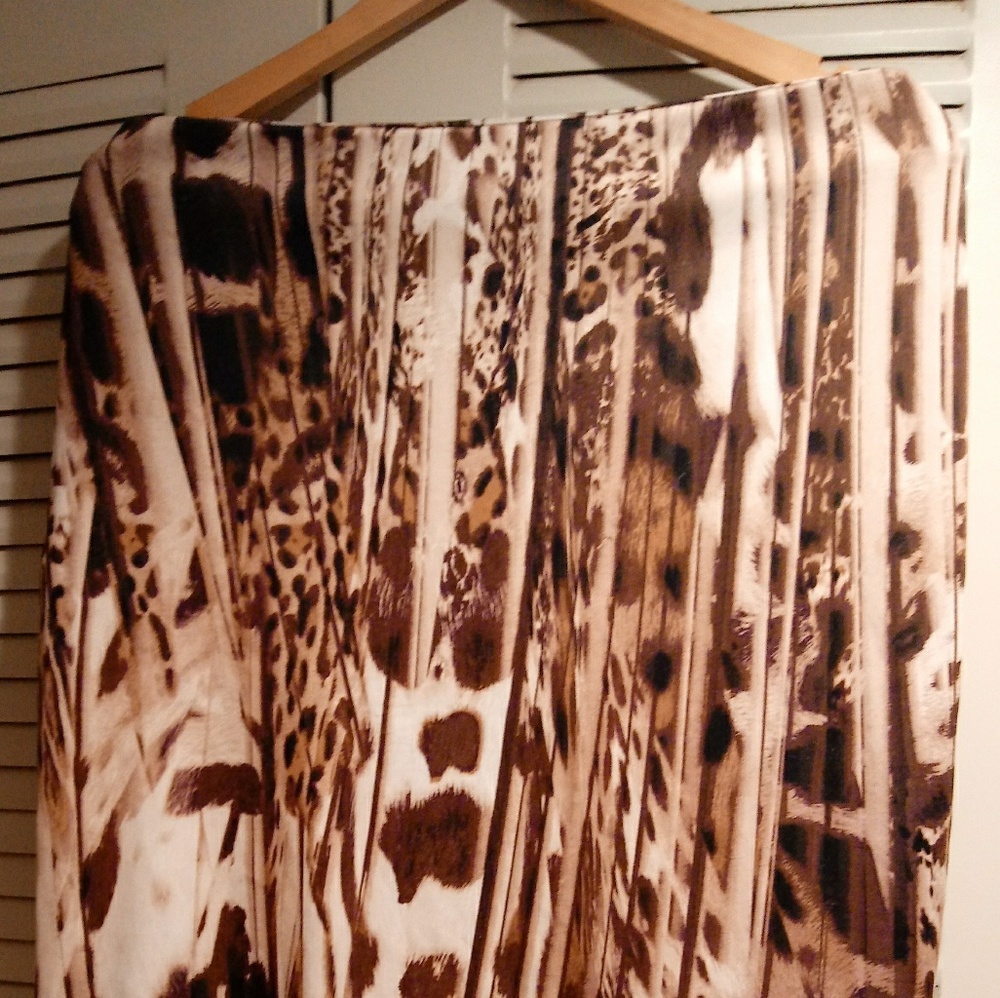 New York & Co Animal Print Skirt Sze M